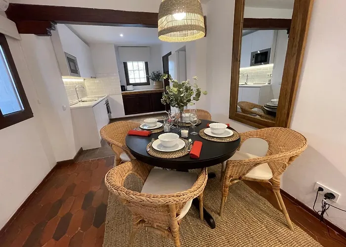 El Cobertizo De Jimena Y Candela - Parking Gratis