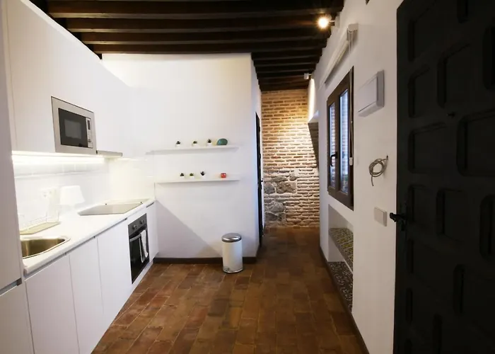 Apartamento El Cobertizo De Jimena Y Candela - Parking Gratis Toledo
