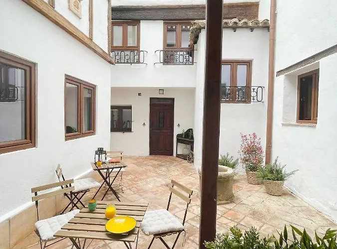 El Cobertizo De Jimena Y Candela - Parking Gratis Toledo